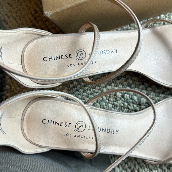 NWOT - Chinese Laundry Women's Heeled Sandal, Beige, Size 9 - Picture 13 of 14